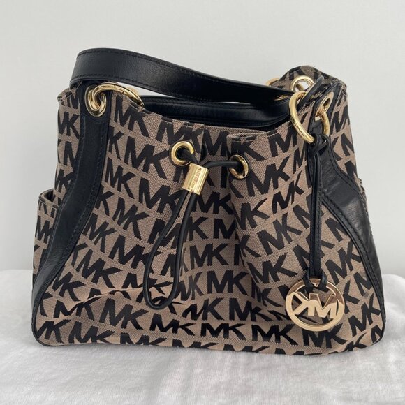 Michael Kors large monogram purse bag - Picture 2 of 10